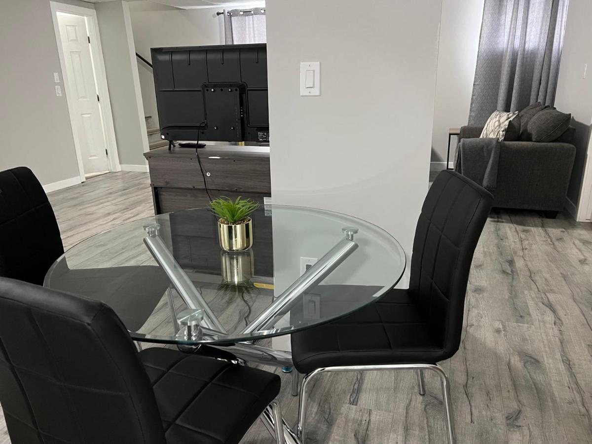 Cozy Modern And Lavish 1 Bedroom Basement Suite Winnipeg Eksteriør bilde